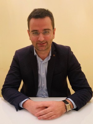 dr Petar Šturanović, docent